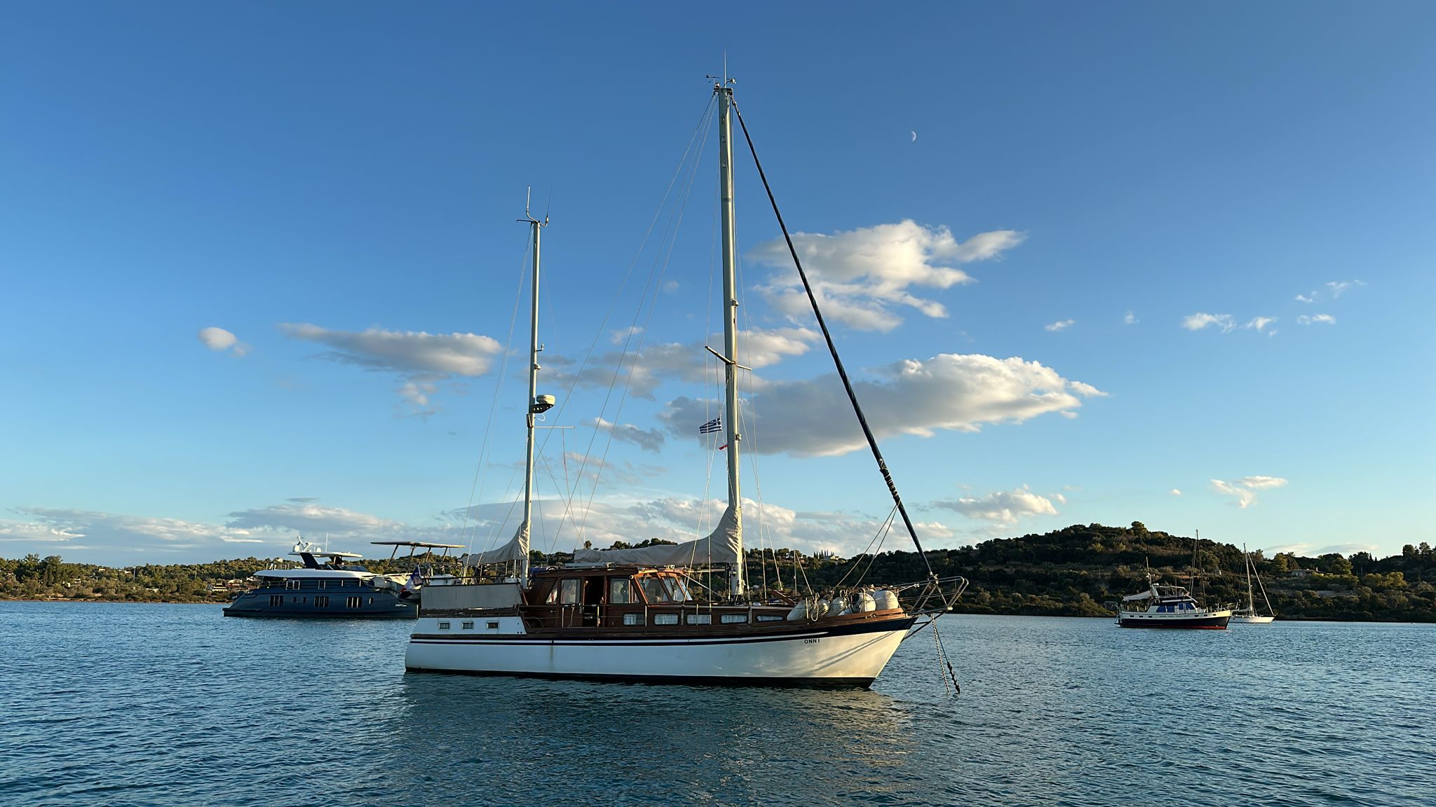 yacht-rental-porto-heli